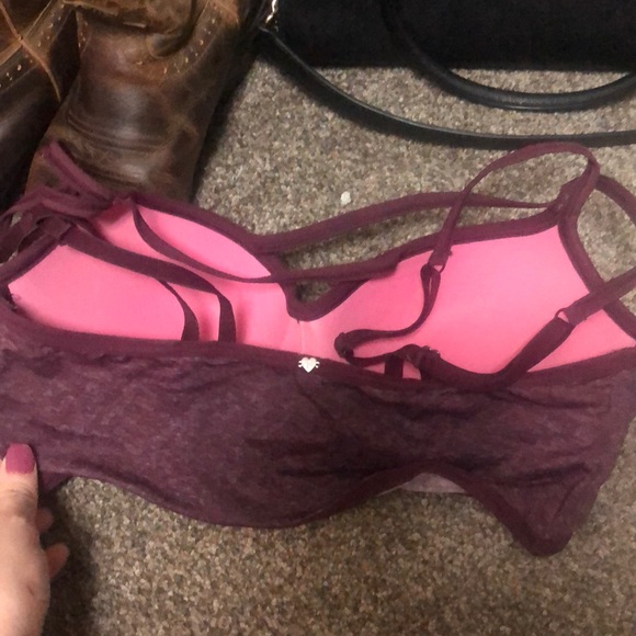 Victoria secret PINK cross bra - Picture 3 of 3